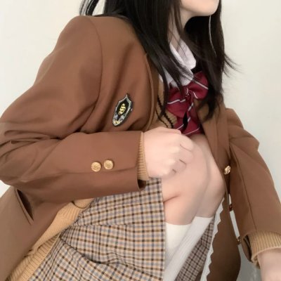 秋霞